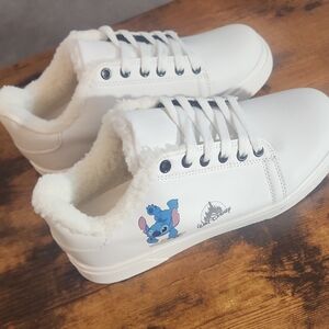 Disney White Sneakers with Stitch Character Design Vetvet Low Top Size 7
